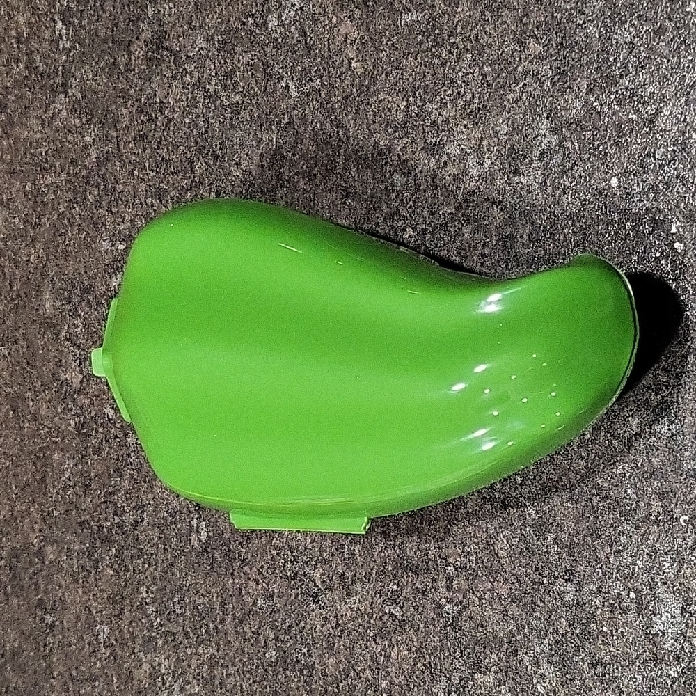 Tupperware Chili Keeper
